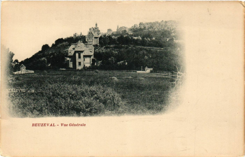 Carte postale ancienne Beuzeval-Vue générale à Eu