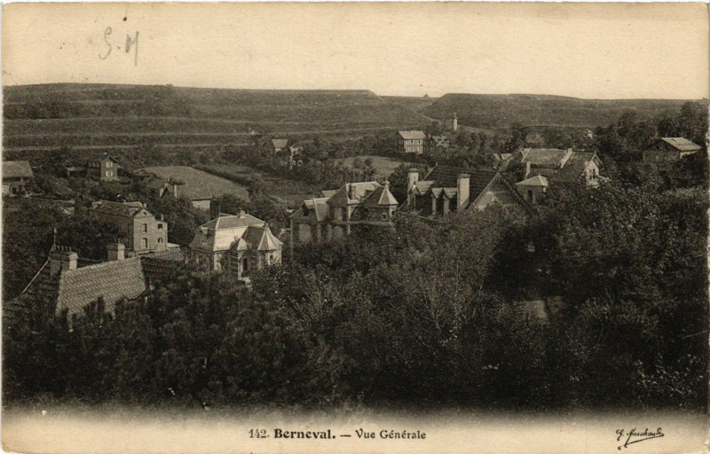 Carte postale ancienne Berneval-Vue générale