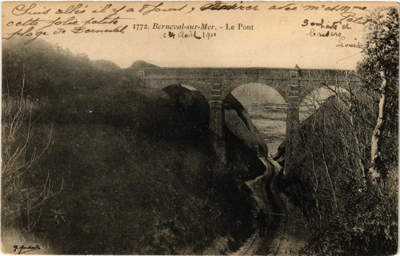 Carte postale ancienne Berneval-sur-Mer-Le Pont