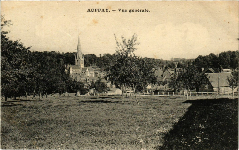Carte postale ancienne Auffay-Vue générale