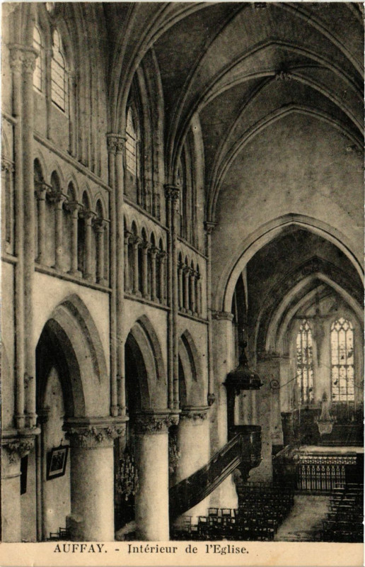 Carte postale ancienne Auffay-Interieur de l'Eglise à Eu