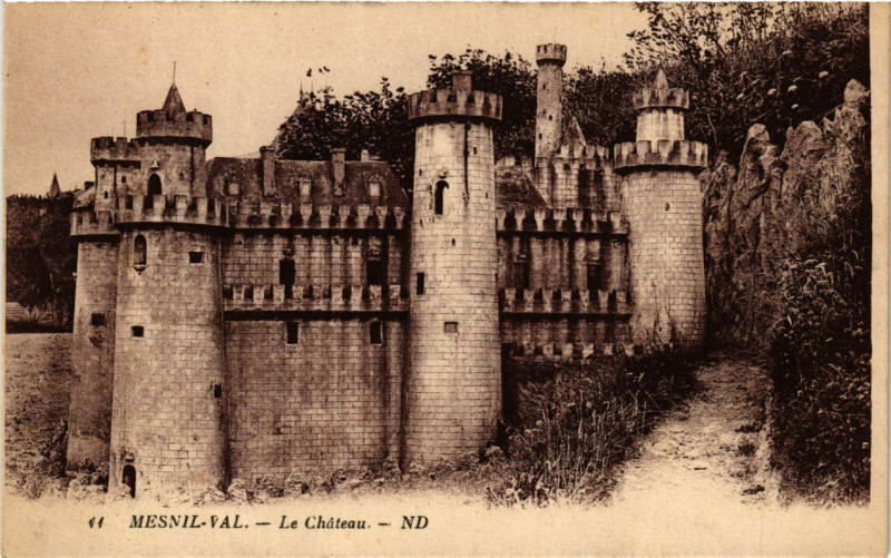 Carte postale ancienne Mesnil-Val-Le Chateau