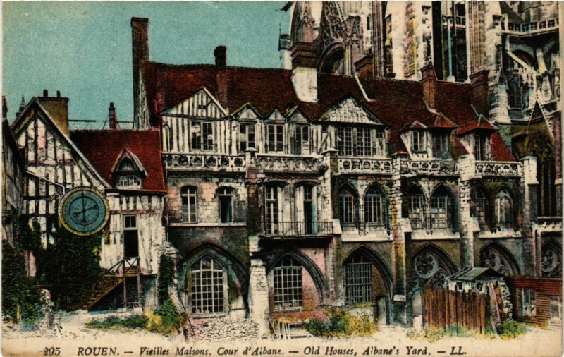 Carte postale ancienne Rouen-Vieilles Maisons Cour d'Albane à Rouen
