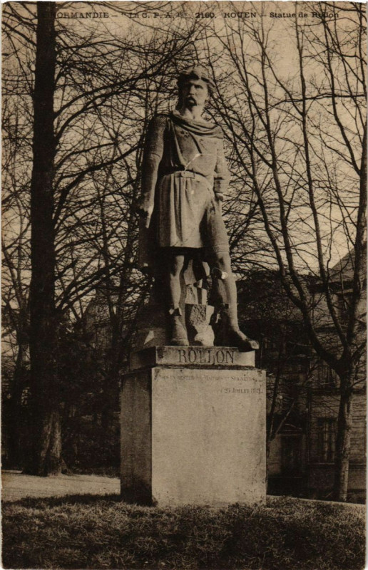 Carte postale ancienne Rouen-Statue de Rollon à Rouen
