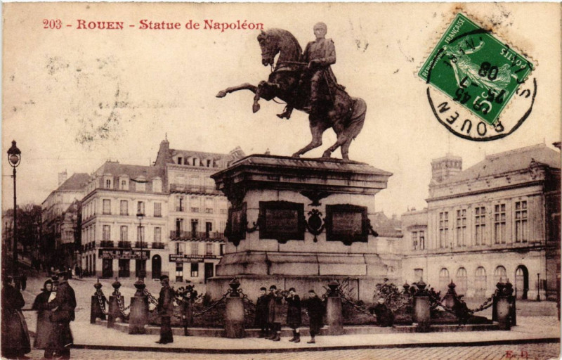 Carte postale ancienne Rouen-Statue de Napoleon à Rouen