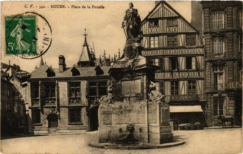 Carte postale ancienne Rouen-Place de la Pucelle à Rouen