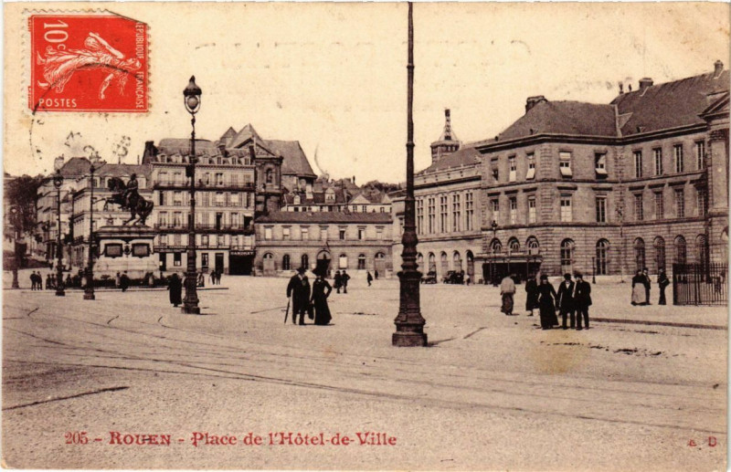Carte postale ancienne Rouen-Place de l'Hotel de Ville à Rouen