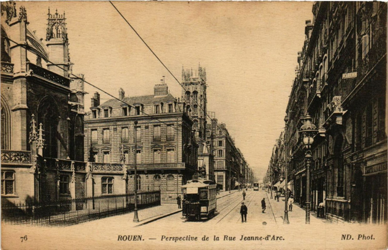 Carte postale ancienne Rouen-Perspective de la Rue Jeanne d'Arc à Rouen