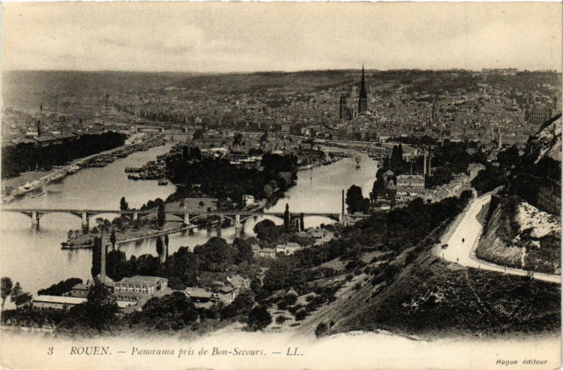 Carte postale ancienne Rouen-Panorama pris de Bon-Secours à Rouen