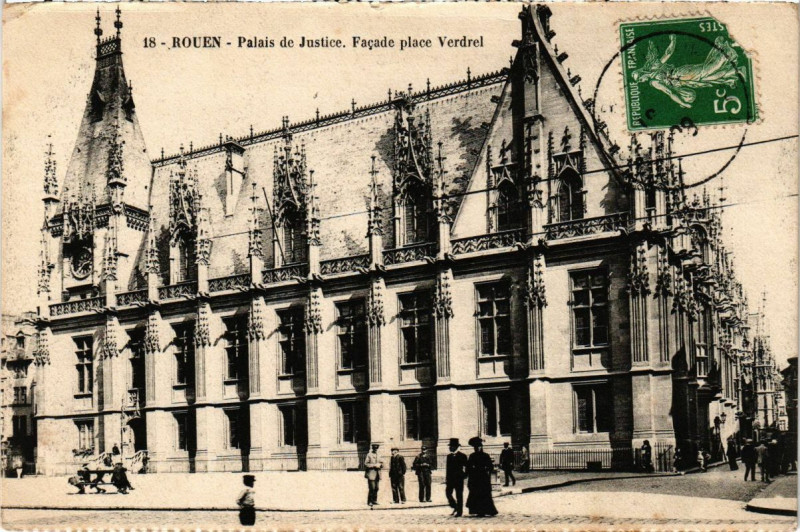 Carte postale ancienne Rouen-Palais de Justice. Facade place Verdrel à Rouen