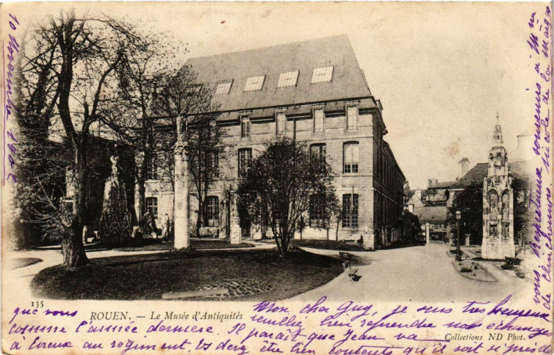 Carte postale ancienne Rouen-Le Musée d'Antiquites à Rouen