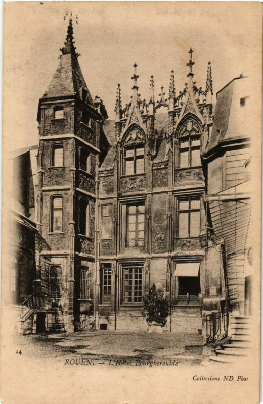 Carte postale ancienne Rouen-L'Hotel Bourgheroulde à Rouen