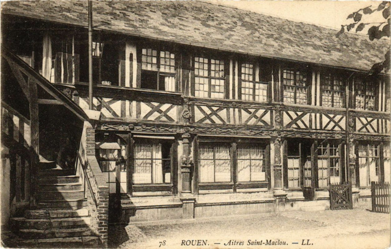 Carte postale ancienne Rouen-Aitres Saint-Maclou à Rouen
