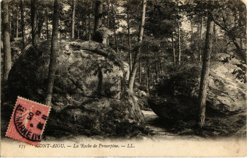 Carte postale ancienne Mont-Aigu-La Roche de Proserpine
