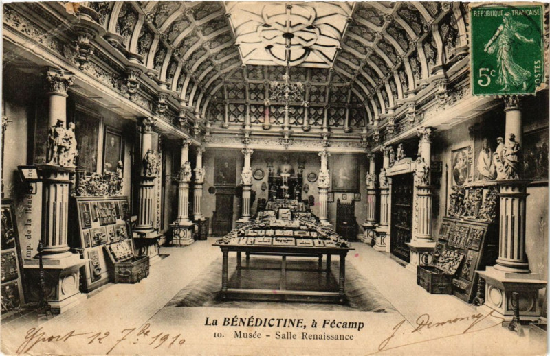 Carte postale ancienne La Benedictine a Fecamp-Musée-Salle Renaissance