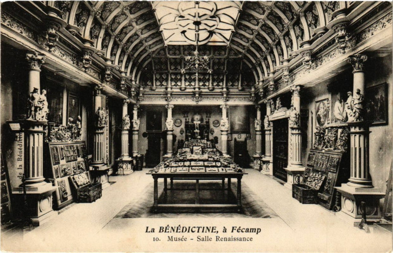 Carte postale ancienne Fecamp-Musée-Salle Renaissance à Fécamp