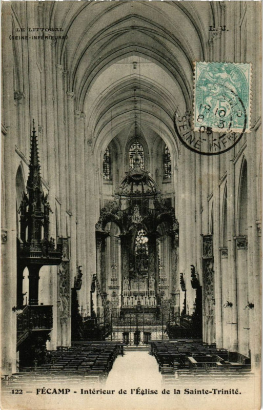 Carte postale ancienne Fecamp-Interieur de l'Eglise de la Sainte-Trinite à Fécamp
