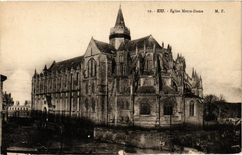Carte postale ancienne Eu - Eglise Notre-Dame à Eu