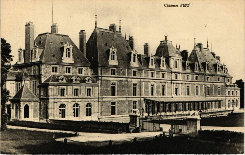Carte postale ancienne Chateau d'Eu à Eu