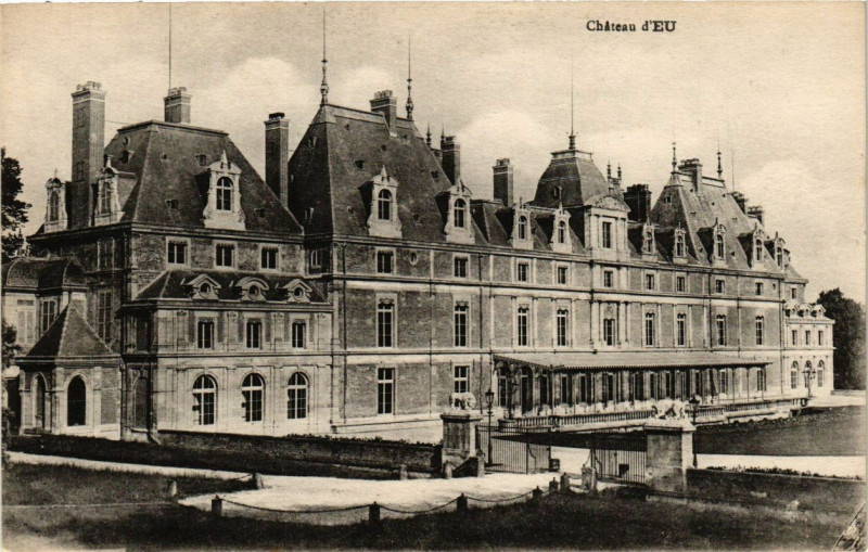 Carte postale ancienne Chateau d'Eu à Eu