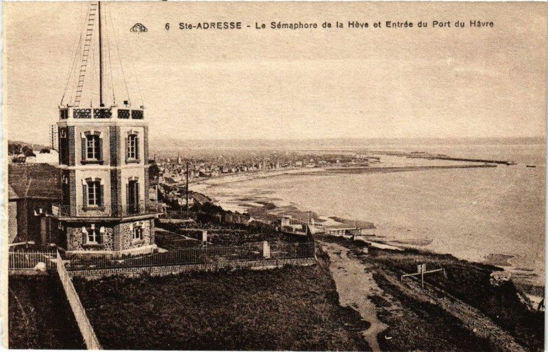 Carte postale ancienne Sainte-Adresse - La Semaphore de la Heve à Sainte-Adresse
