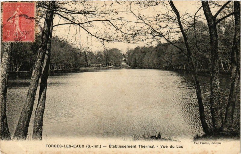 Carte postale ancienne Forges-les-Eaux - Etablissement Thermal à Forges-les-Eaux