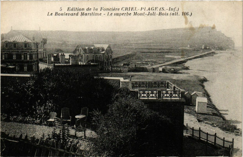 Carte postale ancienne Criel-Plage - Le Bd Maritime