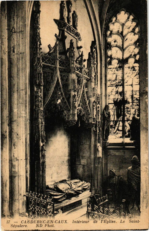 Carte postale ancienne Caudebec-en-Caux - Interieur de l'Eglise à Eu