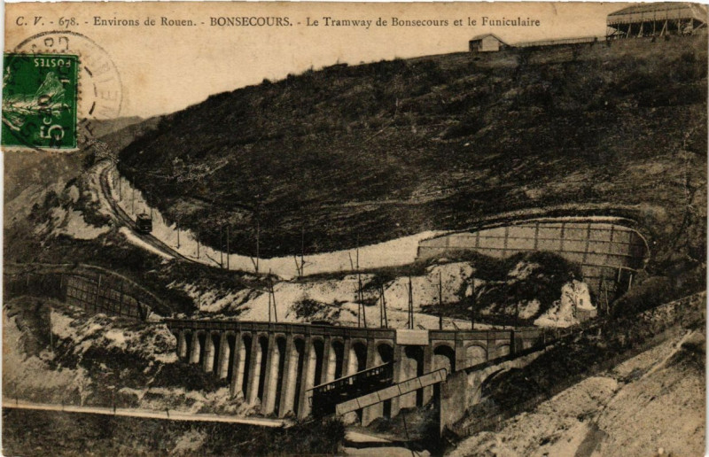 Carte postale ancienne Bon-Secours - Le Tramway et le Funiculaire