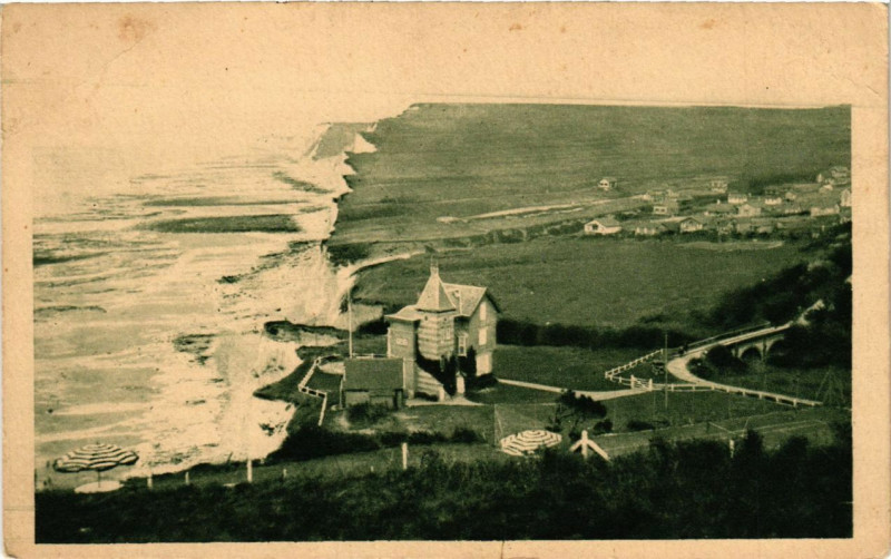 Carte postale ancienne Berneval-sur-Mer - Les Falaises