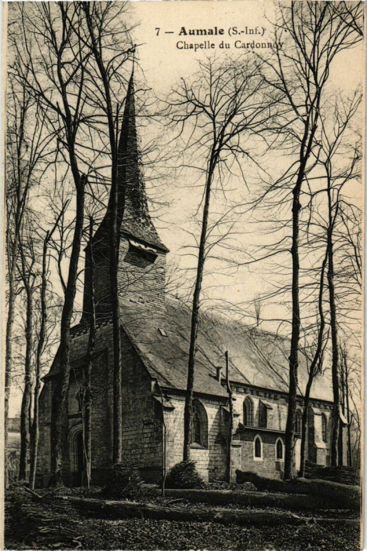 Carte postale ancienne Aumale - Chapelle du Cardonnoy à Aumale