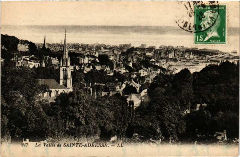 Carte postale ancienne La Vallée de Sainte-Adresse à Sainte-Adresse