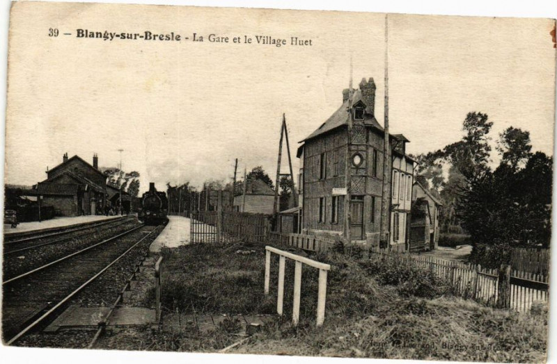 Carte postale ancienne Blagny-sur-Bresle - La gare de le Village Huet