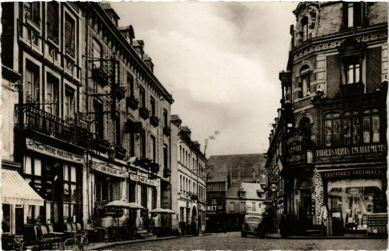 Carte postale ancienne Yvetot-Rue Pasteur à Yvetot