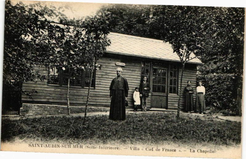 Carte postale ancienne Saint-Aubin-sur-Mer-Villa Ciel de France-La Chapelle à Saint-Aubin-sur-Mer