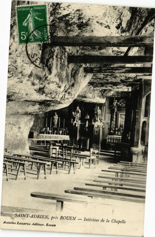 Carte postale ancienne Saint-Adrien pres Rouen-Interieur de la Chapelle à Eu