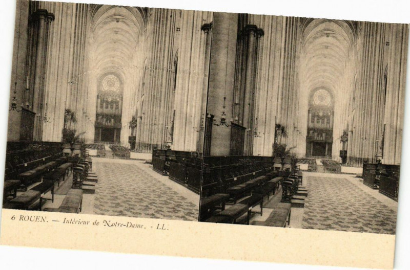 Carte postale ancienne Rouen-Interieur de Notre Dame à Rouen