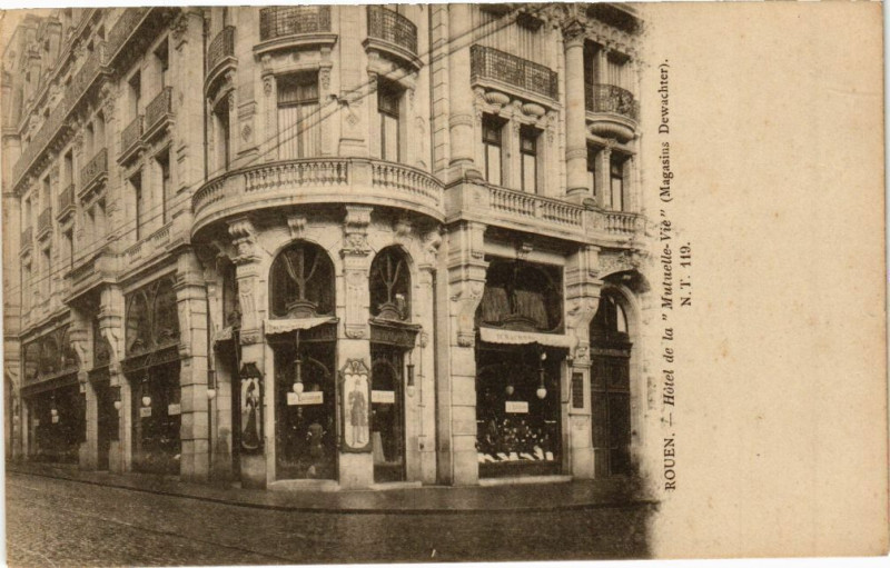Carte postale ancienne Rouen-Hotel de la Mutuelle Vie à Rouen