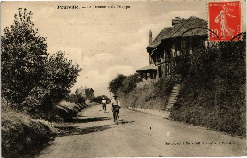 Carte postale ancienne Pourville-La Descente de Dieppe à Dieppe