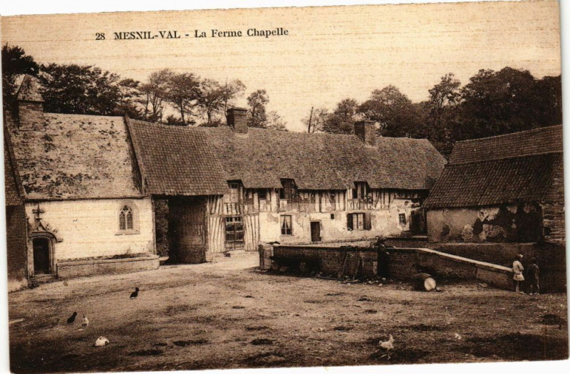 Carte postale ancienne Mesnil-Val-La Ferme Chapelle