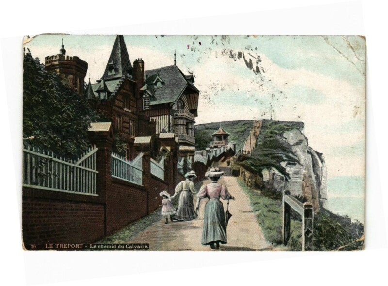 Carte postale ancienne Le Treport-Le chemin du Calvaire au Tréport