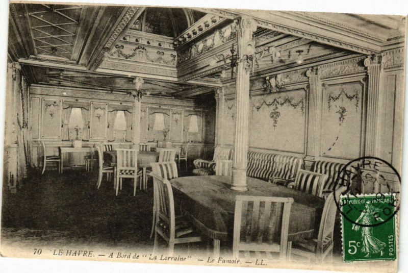 Carte postale ancienne Le Havre-A Bord de 'La Lorraine'-Le Fumoir au Havre