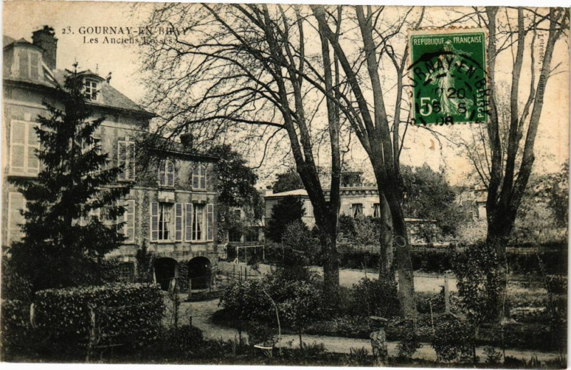 Carte postale ancienne Gournay en Bray-Les Anciens Fosses à Gournay-en-Bray