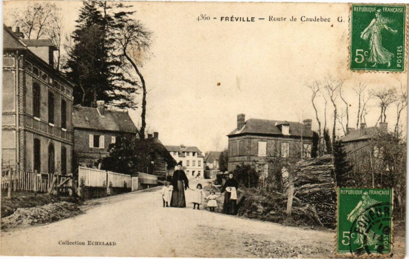 Carte postale ancienne Freville-route de Caudebec