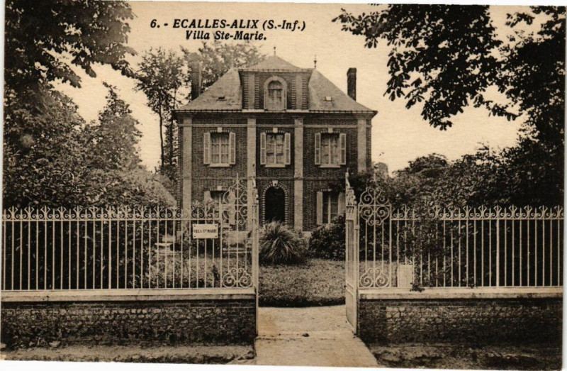 Carte postale ancienne Ecalles Alix-Villa Sainte-Marie à Écalles-Alix