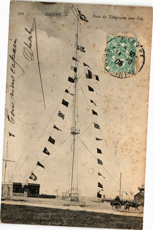 Carte postale ancienne Dieppe-Poste de telegraphe sans Fils à Dieppe