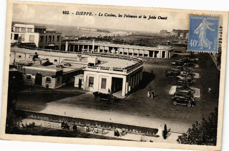 Carte postale ancienne Dieppe-Le Casino les Pelouses et le Jetée Quest à Dieppe
