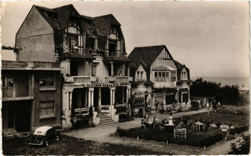Carte postale ancienne Criel Plage-Hotel Beau Rivage