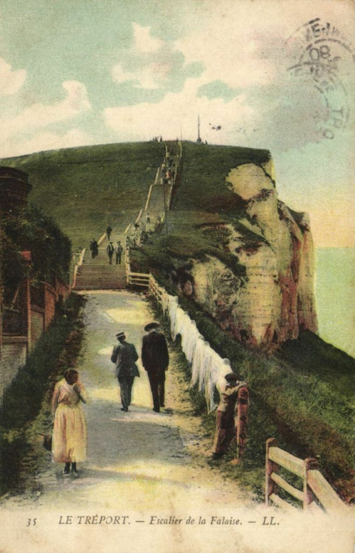 Carte postale ancienne Le Treport - Escalier de la Falaise au Tréport