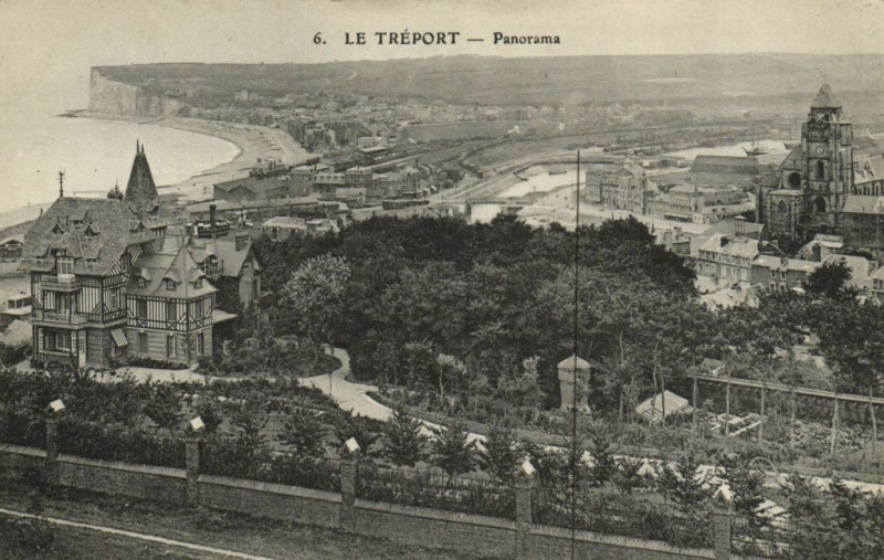 Carte postale ancienne Le Treport - Panorama au Tréport